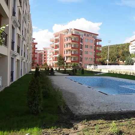 Studio Astoria 1 Apartment Elenite